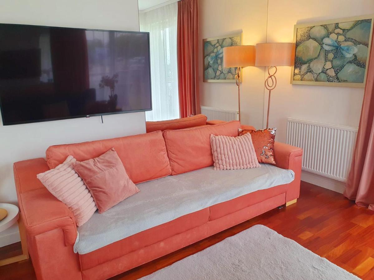 Apartament Comfort I Kołobrzeg Esterno foto